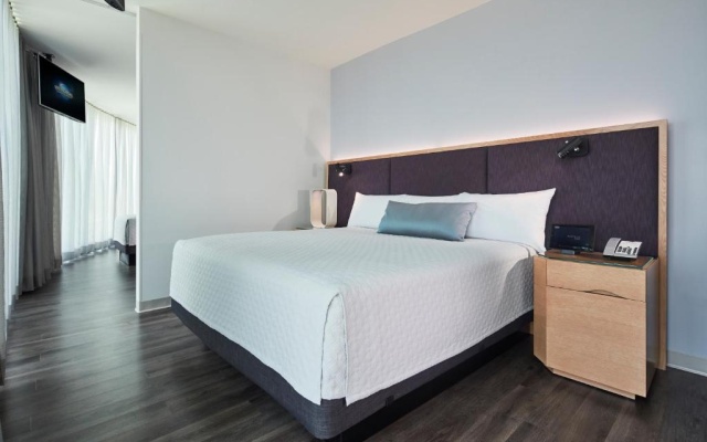 Plus Kids' Suite