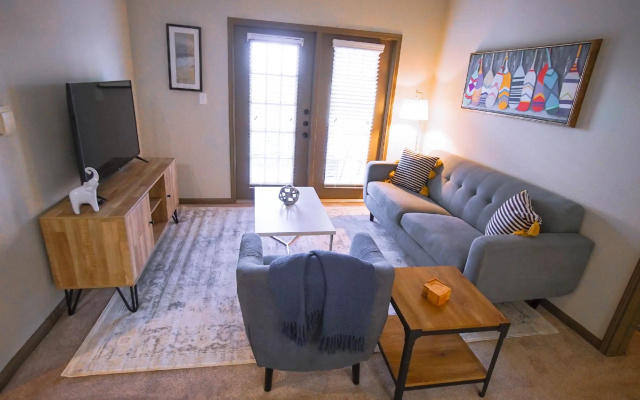 2 Bedrooms Suite