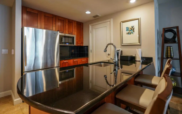 2 Bedrooms Suite with balcony and with ocean view