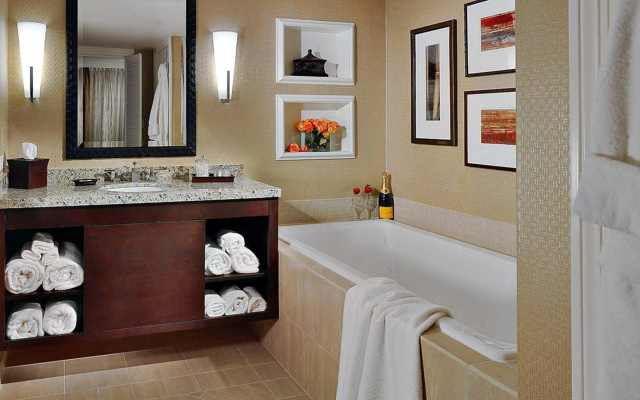 1 Bedroom Double Suite