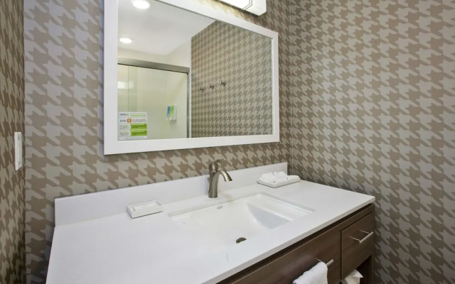 1 Bedroom Suite