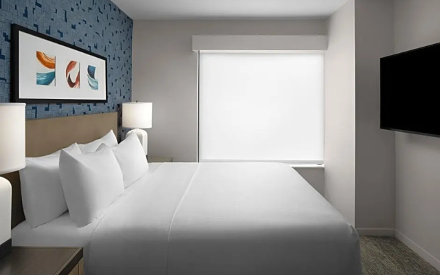 1 Bedroom Double Kitchen Suite