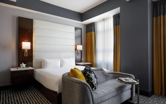Standard Double room with city view