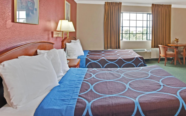 Quadruple room