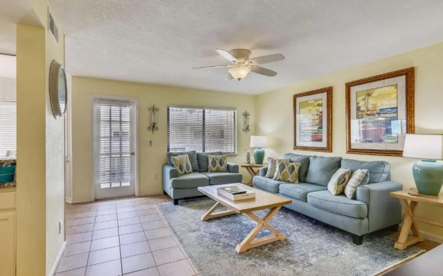 3 Bedrooms Cottage
