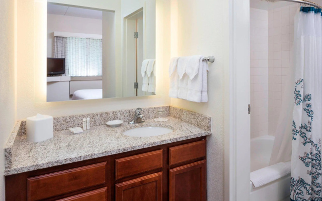 2 Bedrooms Suite
