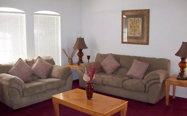 6 Bedrooms Cottage