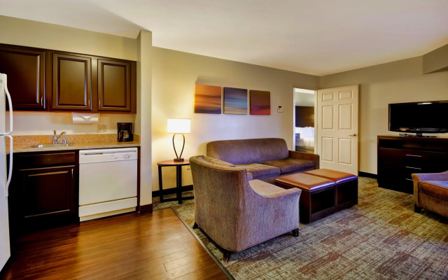 2 Bedrooms Double Suite