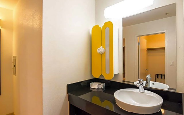 Standard Sextuple room