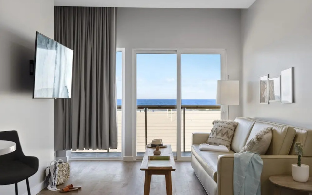 Double Suite with balcony and with ocean view