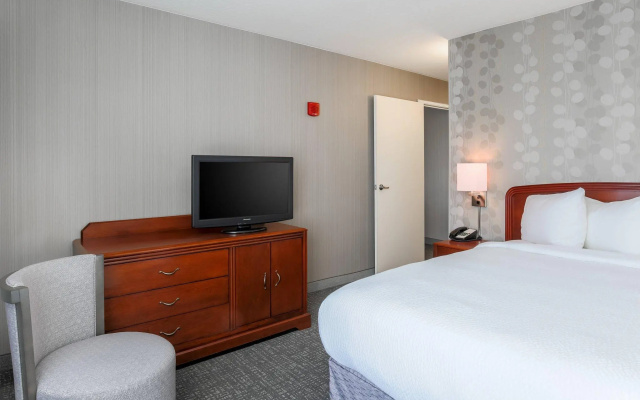 2 Bedrooms Double Suite