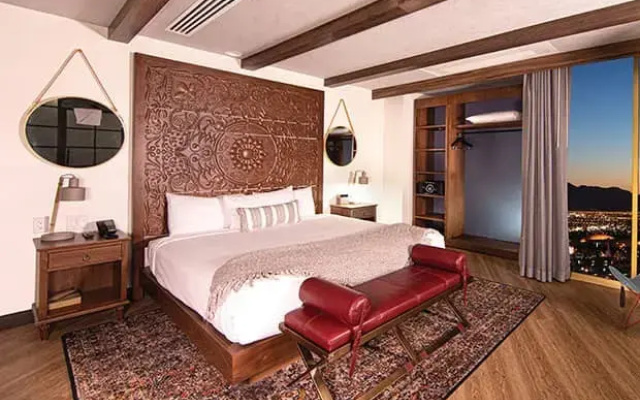 Tower Premium Double Suite with mountain view
