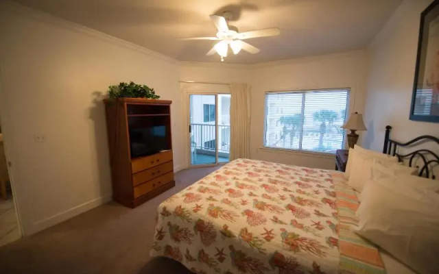 1 Bedroom Apartment with ocean view