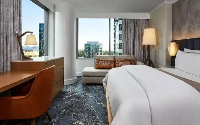 Deluxe Double room with view