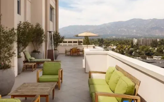 1 Bedroom Double Suite with balcony