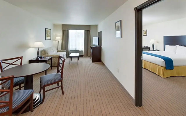 1 Bedroom Double Suite