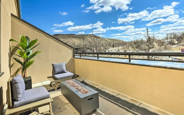 Apartment with balcony