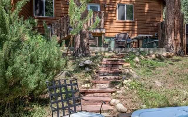 Superior Cottage