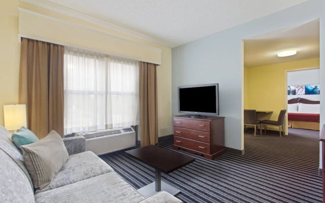 1 Bedroom Suite
