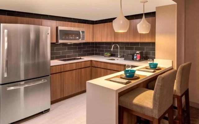 1 Bedroom Suite