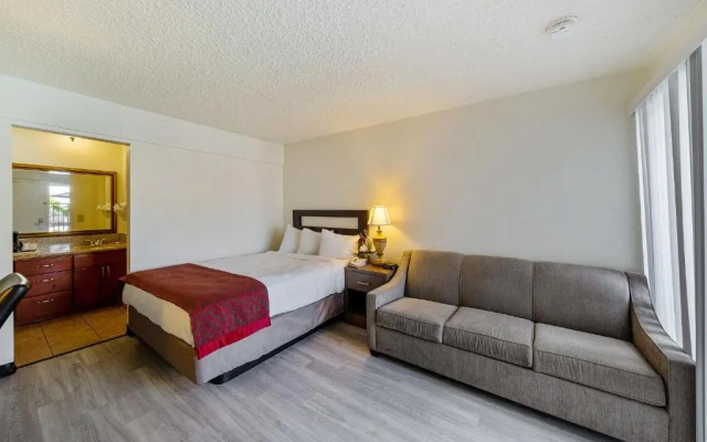 Deluxe Double Suite