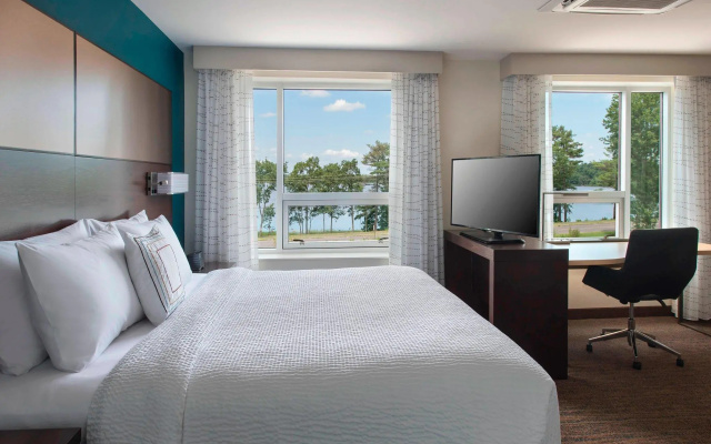Double Studio with lake view