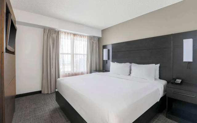 2 Bedrooms Suite