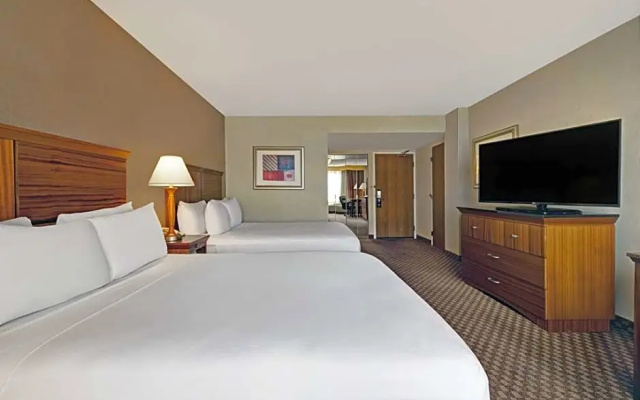 Suite with mountain view