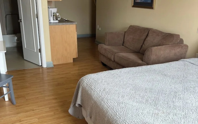 Double Suite