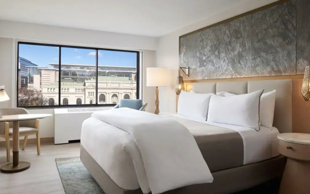 Standard room with park view