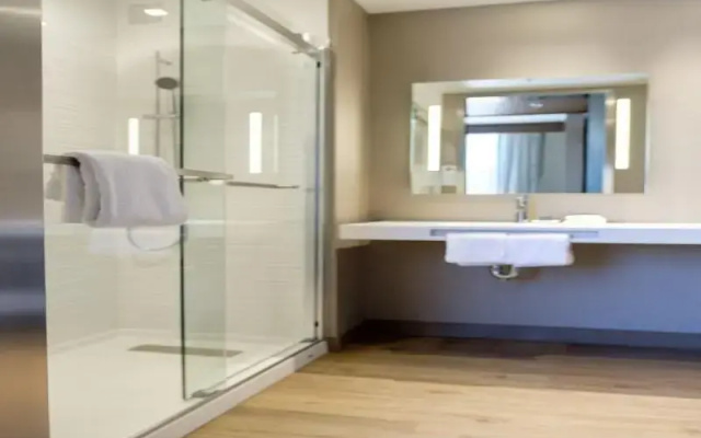 Standard Quadruple room with river view