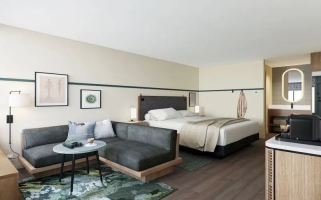Standard room with garden view