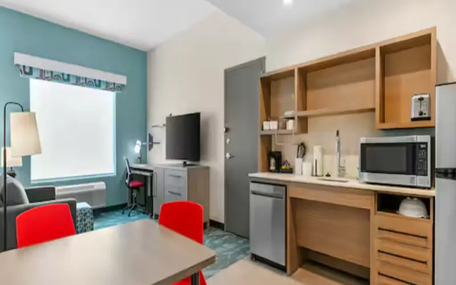 1 Bedroom Suite