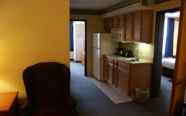 2 Bedrooms Double Suite
