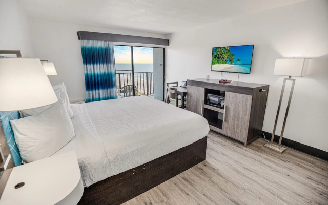 Standard Double room with partial ocean view