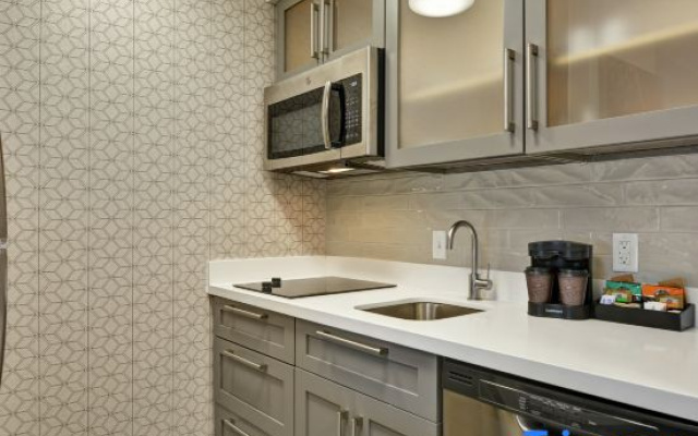 1 Bedroom Quadruple Suite