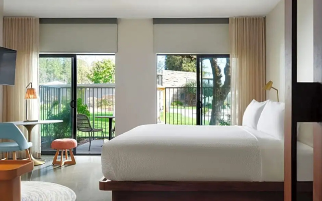 Poolside Patio Double room