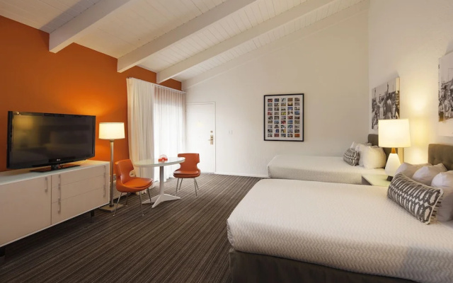 Deluxe Quadruple room