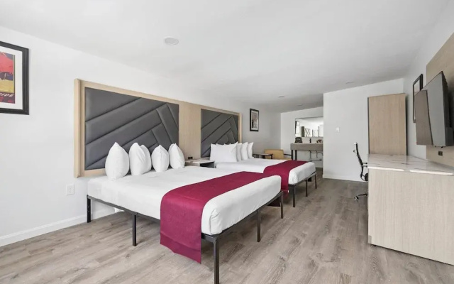 Classic Quadruple room
