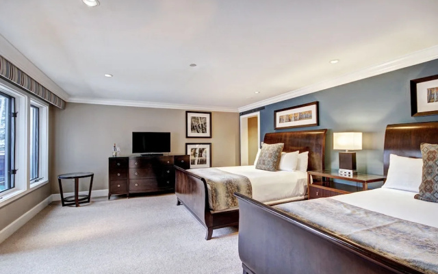 Luxury Quadruple room with balcony