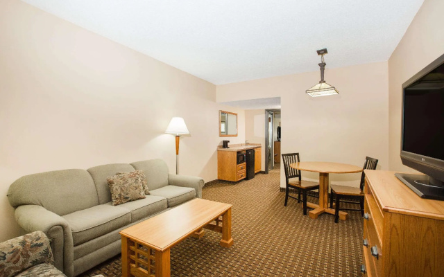 Double Suite with pool view