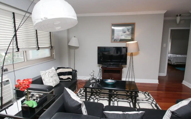 2 Bedrooms Premier Apartment with city view