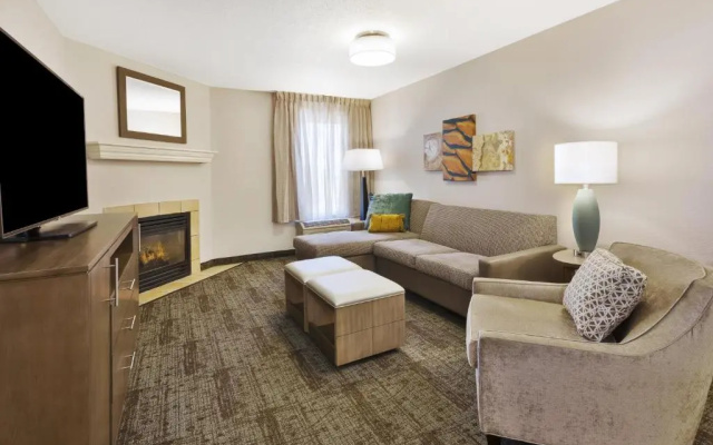 2 Bedrooms Executive Double Suite