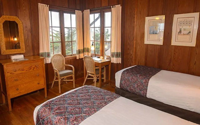 Classic Twin room