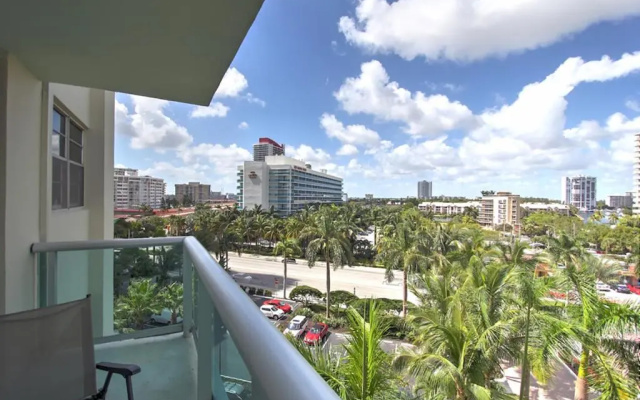 2 Bedrooms Deluxe Apartment with city view