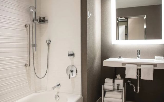 1 Bedroom Suite