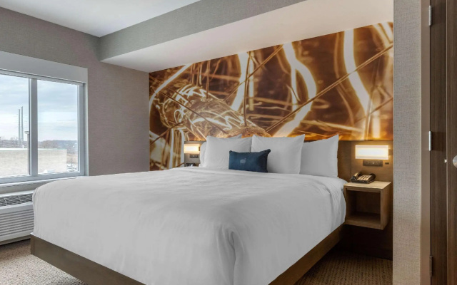 Double Suite