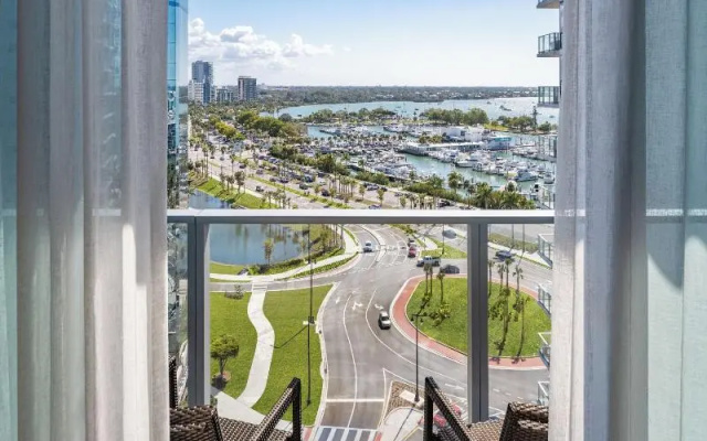 Premium Quadruple room with balcony and with view