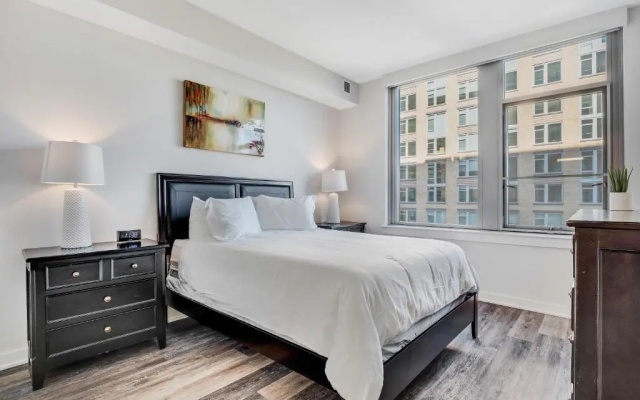 2 Bedrooms Premium Apartment with balcony