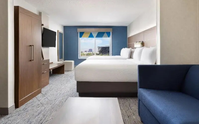 Suite with view